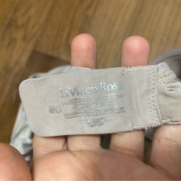 La Vien En Rose Lightly Lined Balconette Flexible Bra - Picture 3 of 6